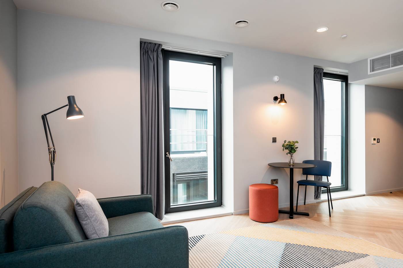 Staycity-Aparthotels-City-Quay-General-view-39