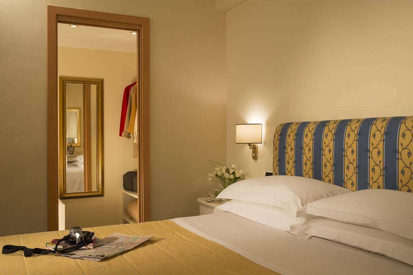 Hotel-Napoleon-Room-22