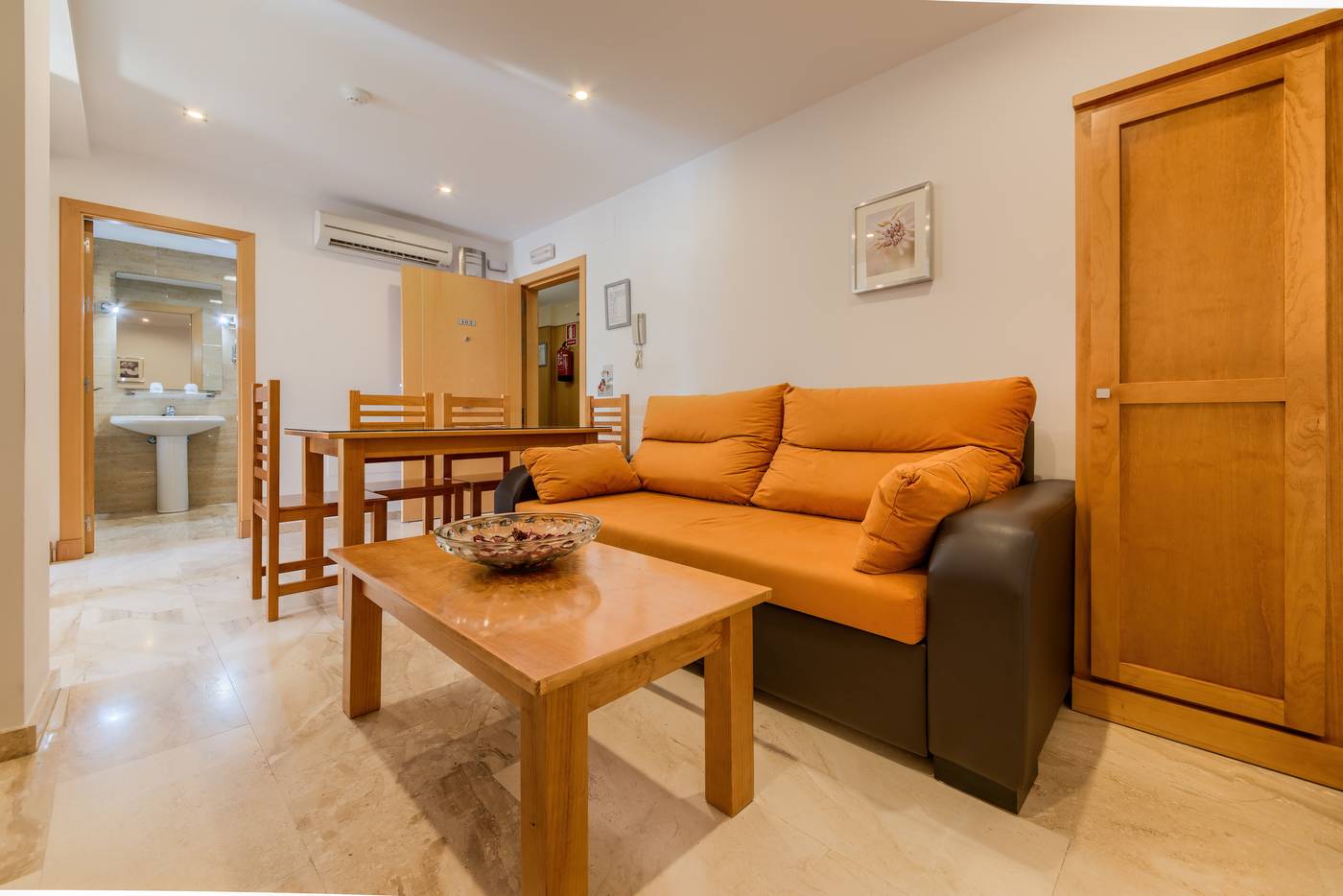 Loto-Conil-Apartamentos-Room-33