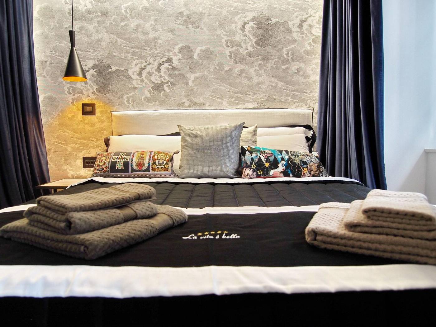 La-Vita-E-Bella-Ii-Room-15