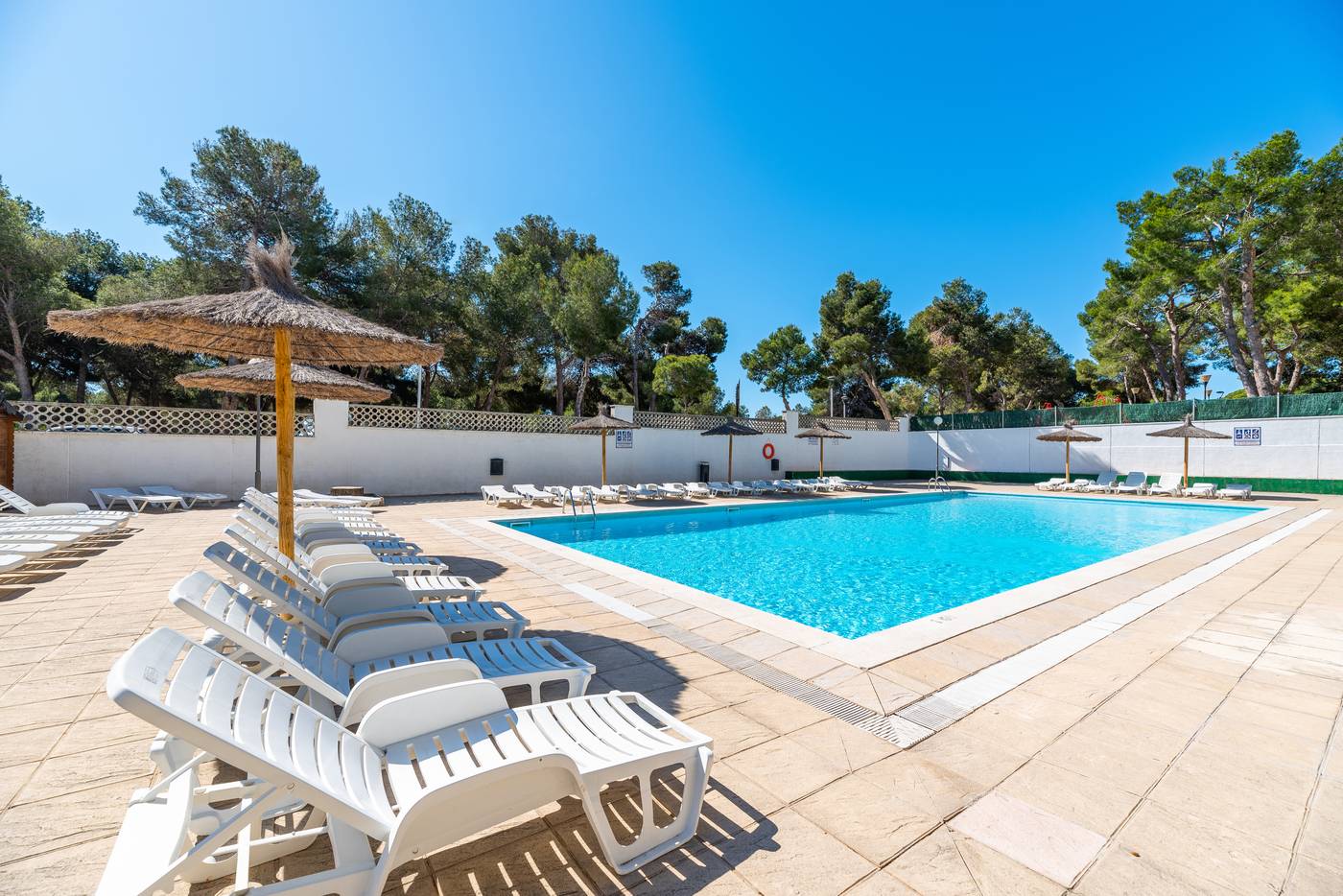 Salou-Pacific-Pool-4