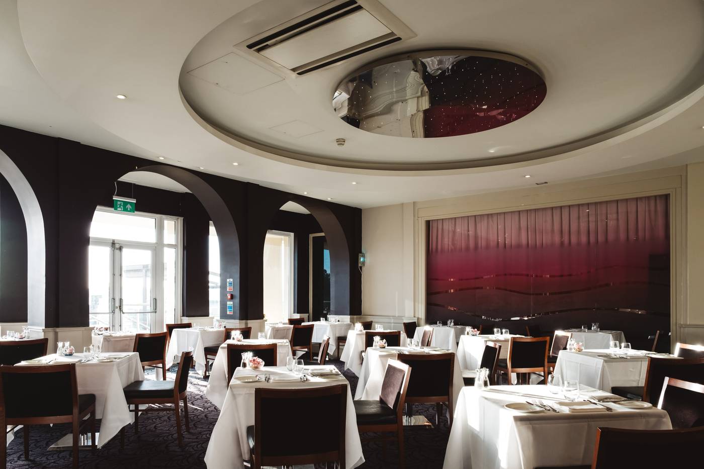 Grand Jersey Hotel & Spa-United Kingdom-Saint Helier-Restaurant-9