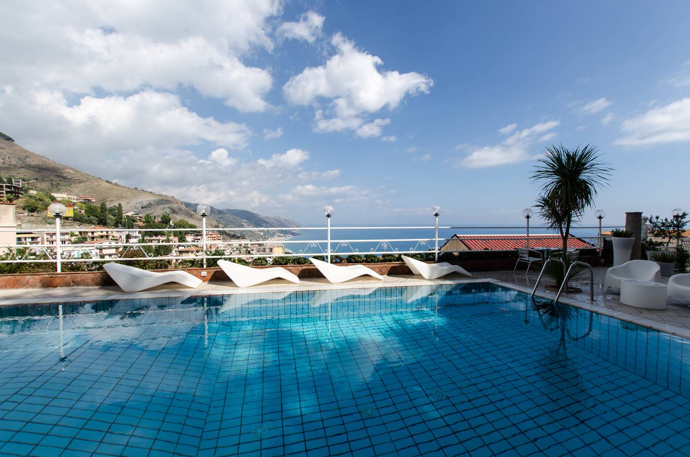 Splendid-Hotel-Taormina-Pool-2
