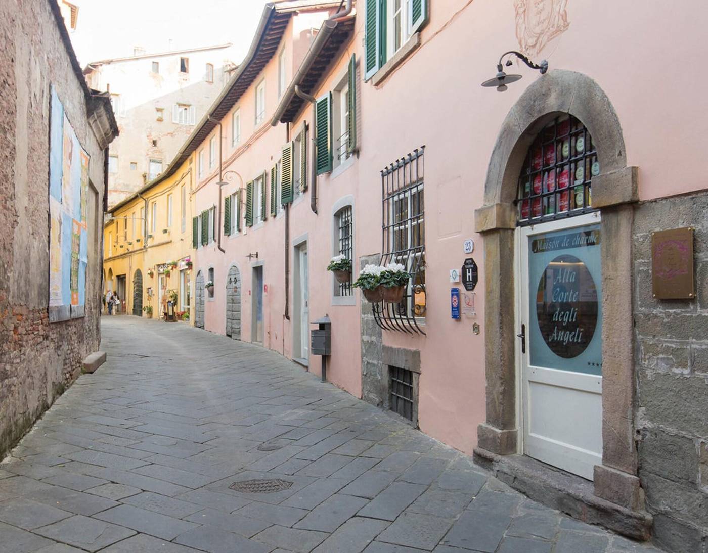 Maison-De-Charme-Alla-Corte-Degli-Angeli-Terrace-1