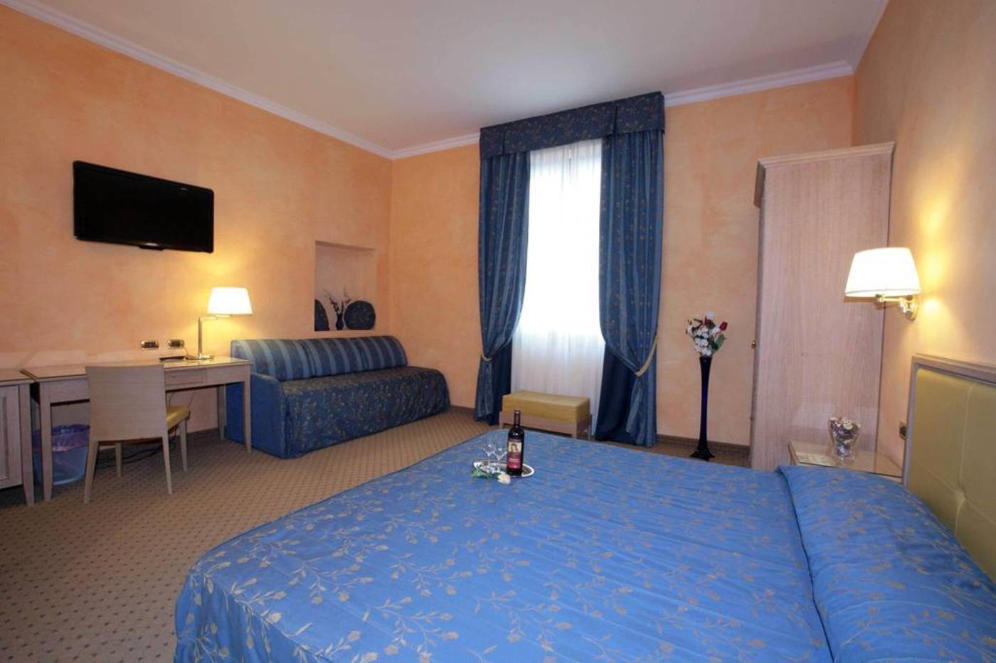 Corte-dei-Medici-General-view-9