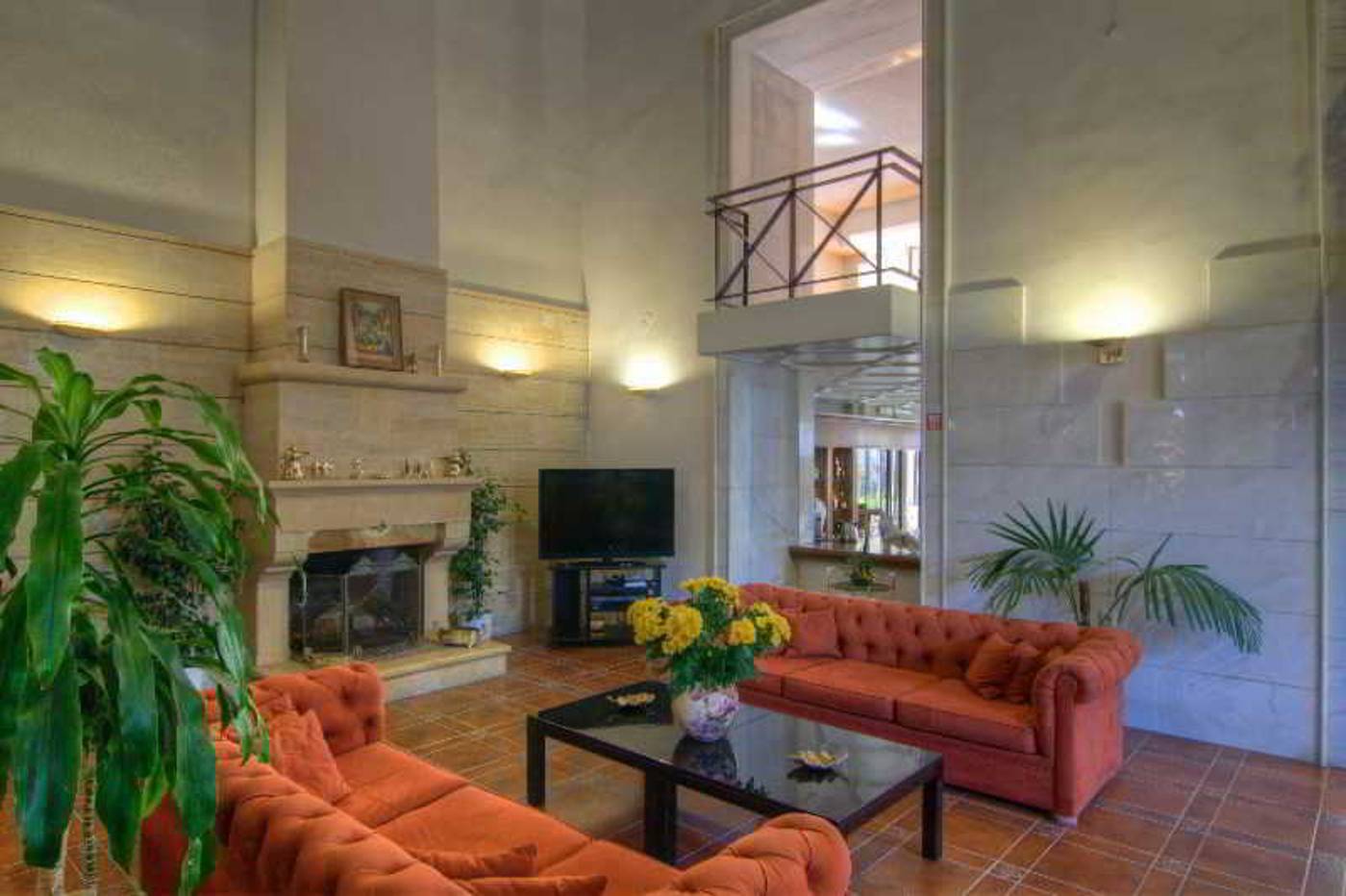 Fortezza-Lobby-34