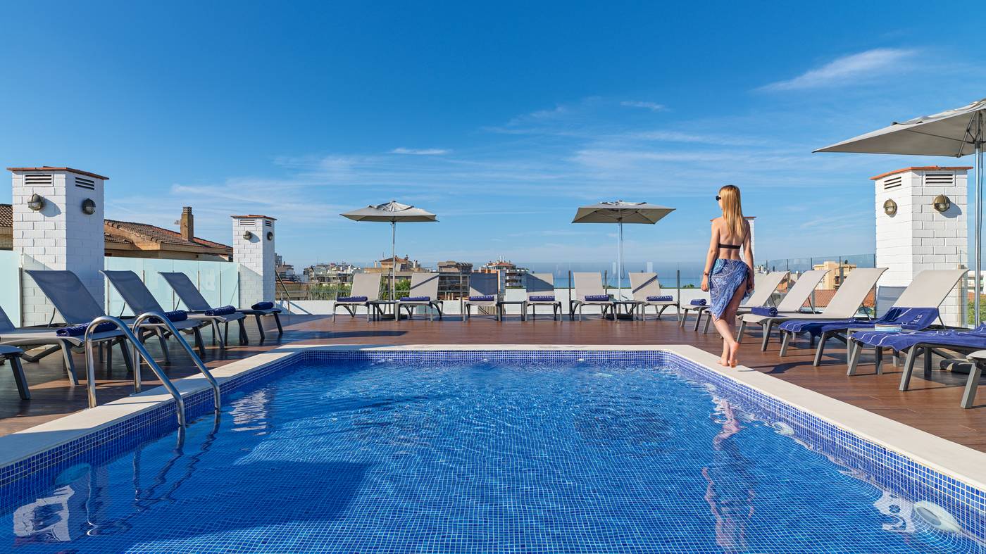 H10-Delfin---Adults-Only-General-view-10