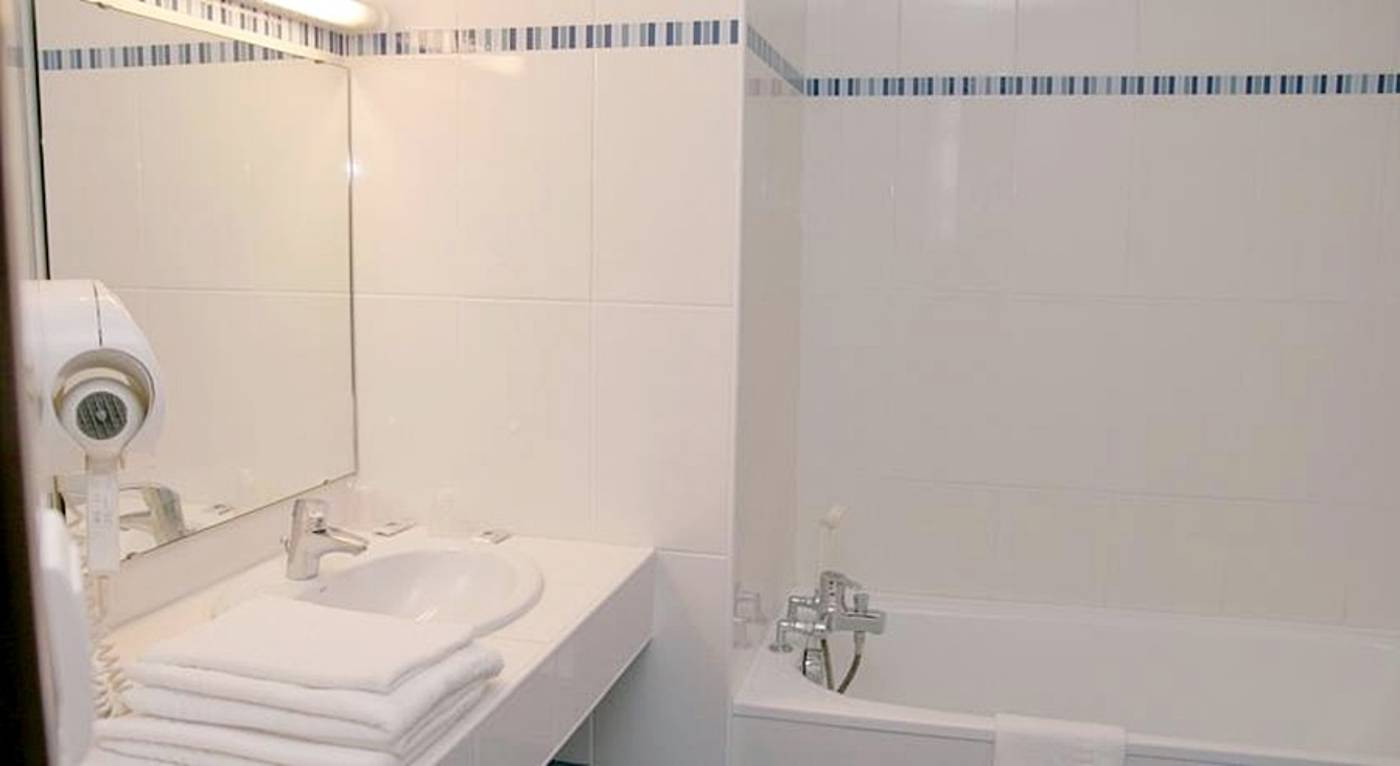 Ariane-France-LOURDES -General view-10