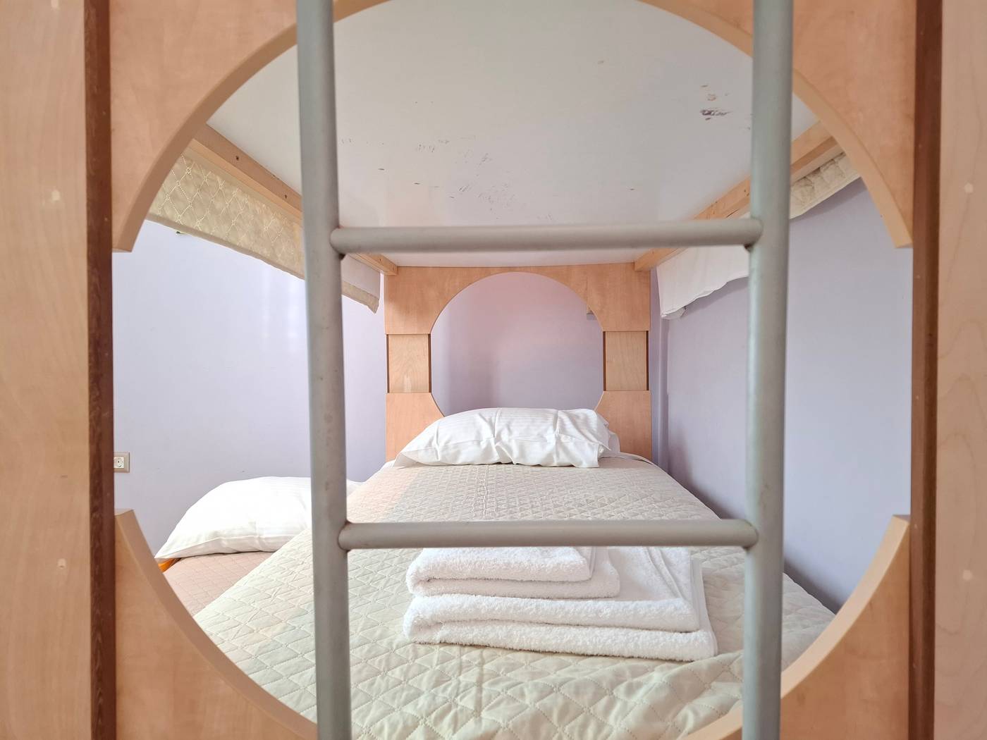 Hotel-Sunrise-Inn-Room-61