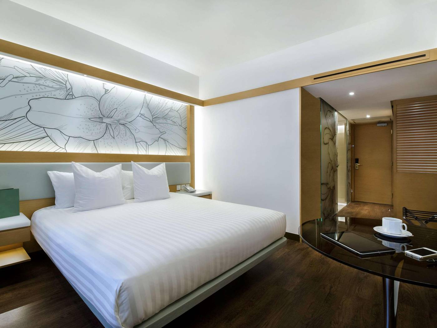 The-Park-Lane-Hong-Kong-Room-41