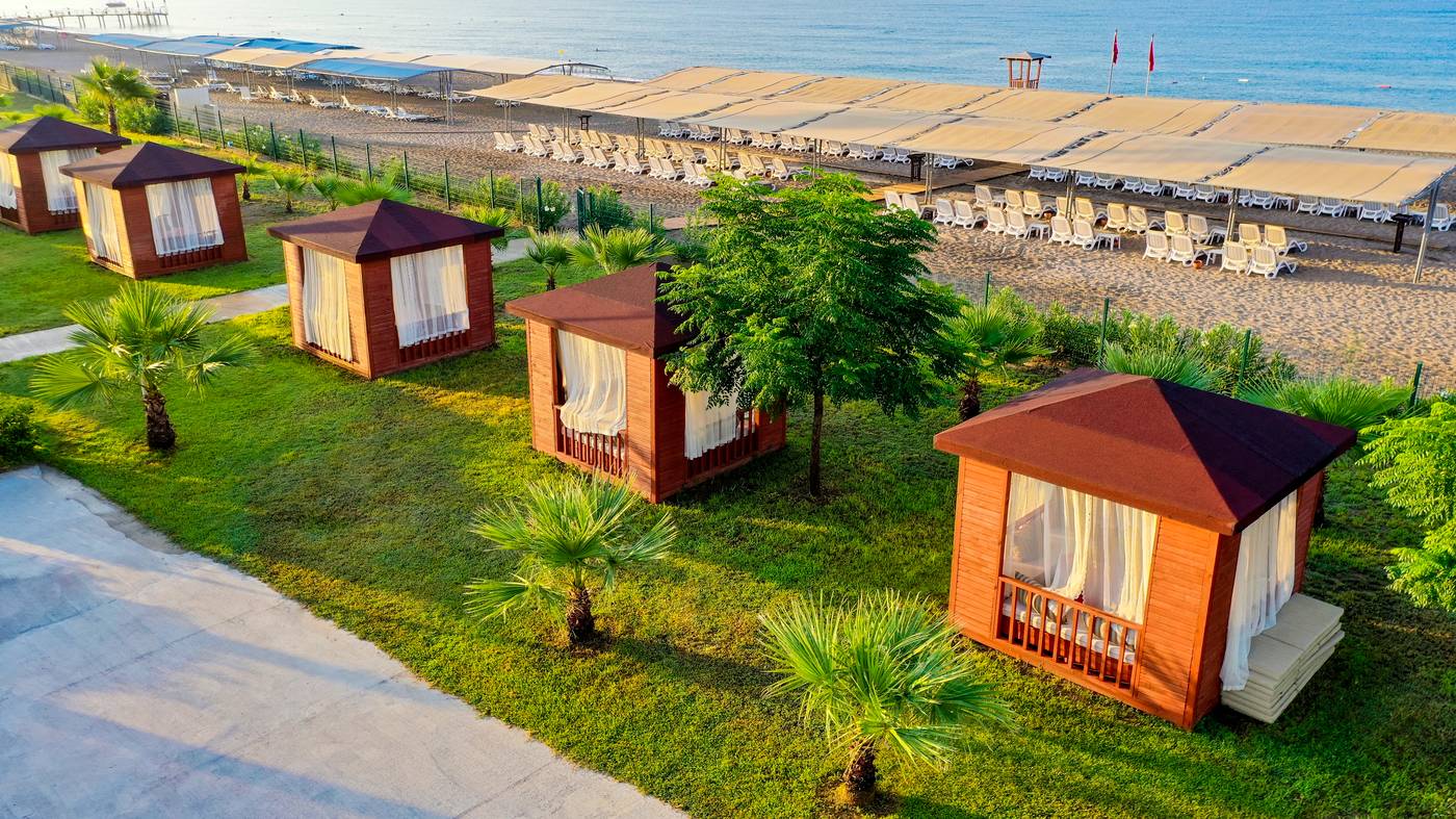 Crystal-Boutique-Beach-Resort--Adults-Only-16---Beach-19