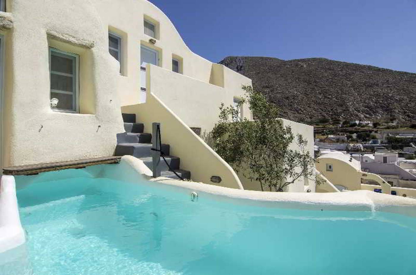 Timedrops-Santorini-General-view-2