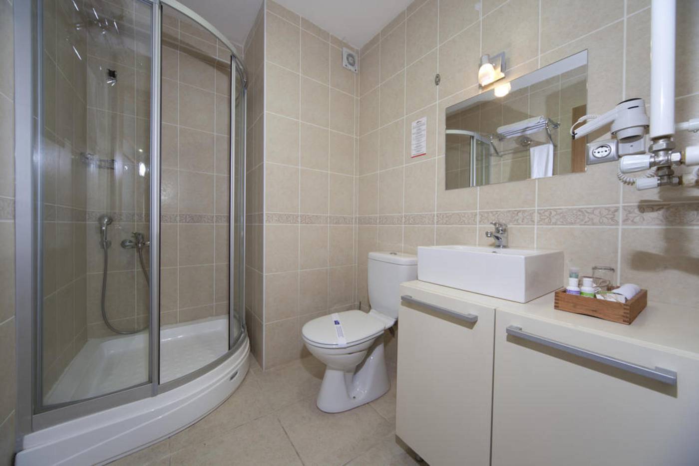 Arach-Hotels-Harbiye-Room-14