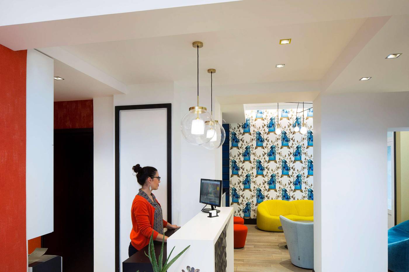 Hotel-Haussmann-Saint-Augustin-Lobby-2