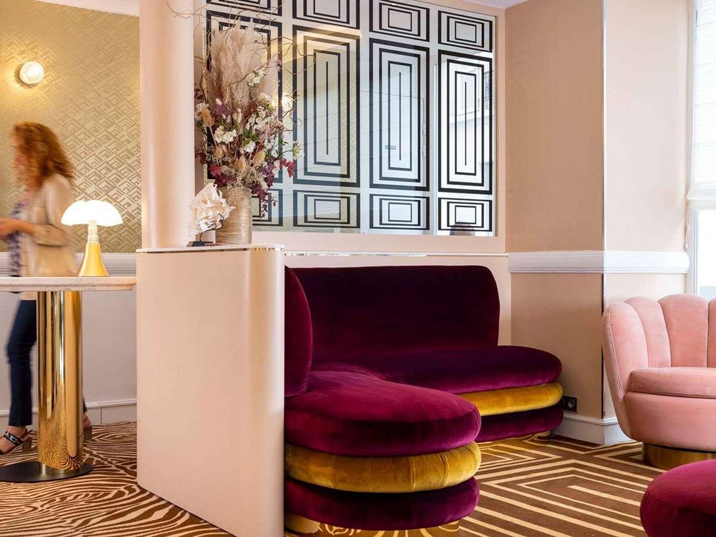 Hotel-Sleeping-Belle-Room-15