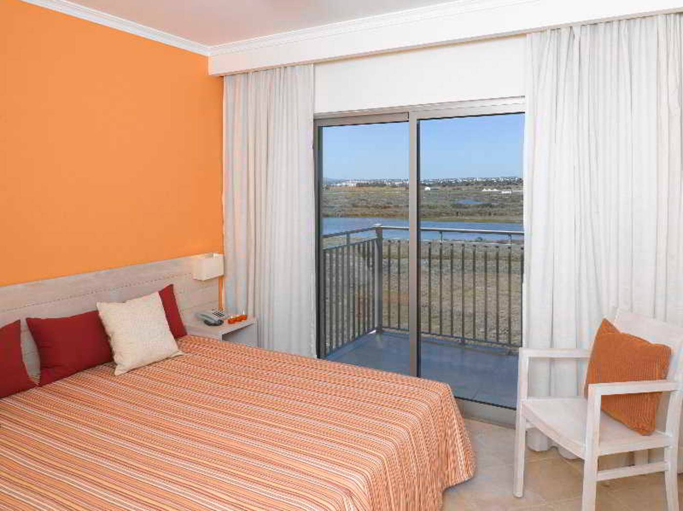 14154-not-showing-on-Hbeds-Room-47