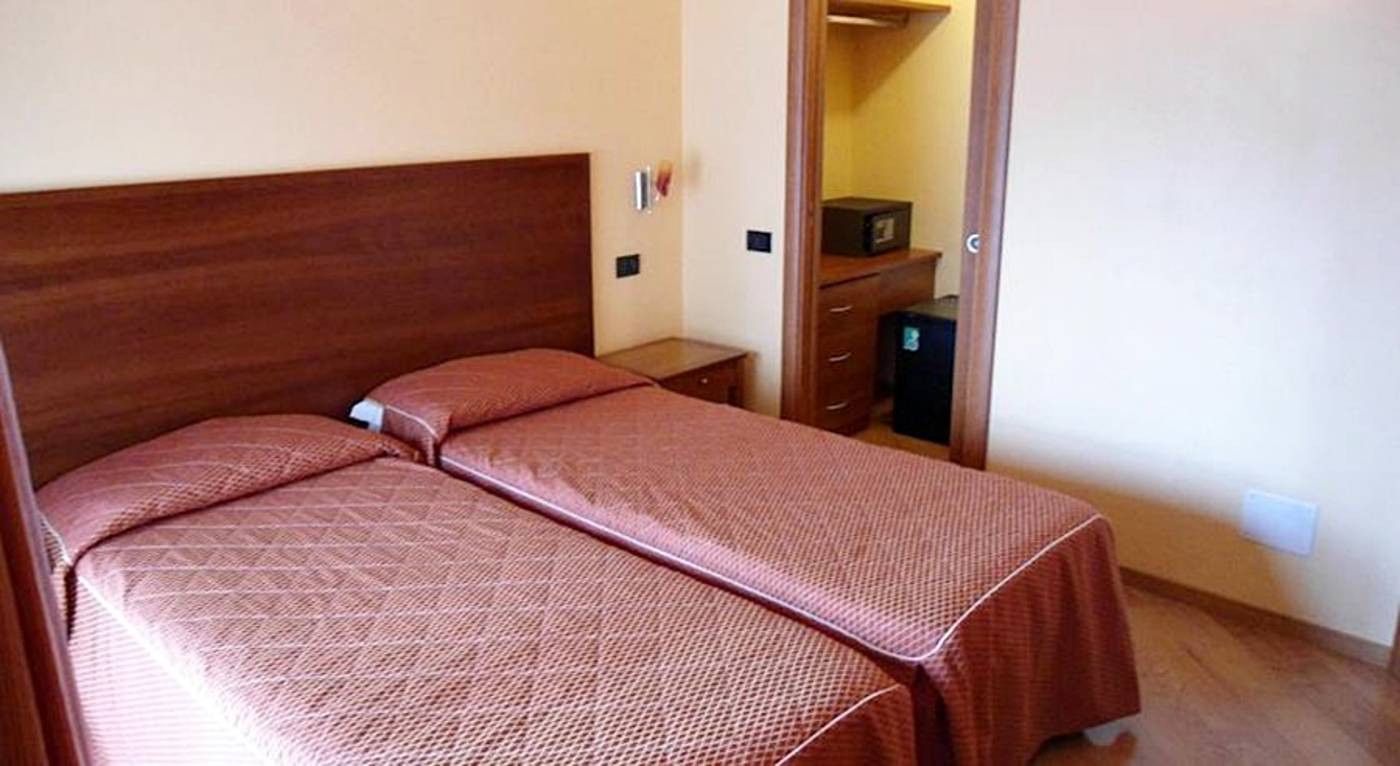 Hotel Continental - Italy - TURIN - Room - 5