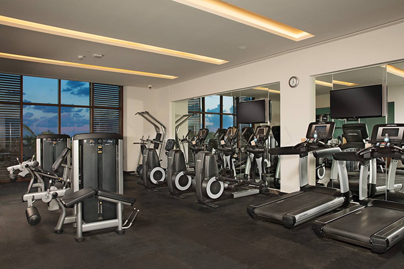 Dreams-Playa-Mujeres-Golf---Spa-Resort-All-Inclusive-Sports-and-Entertainment-51