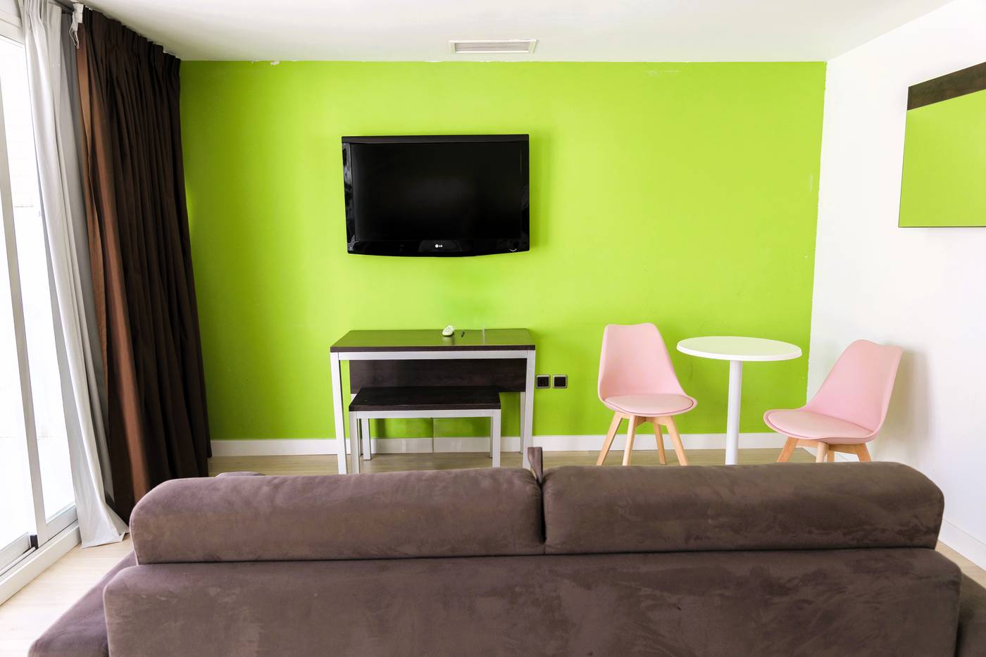 Sol-y-Sombra-Room-25