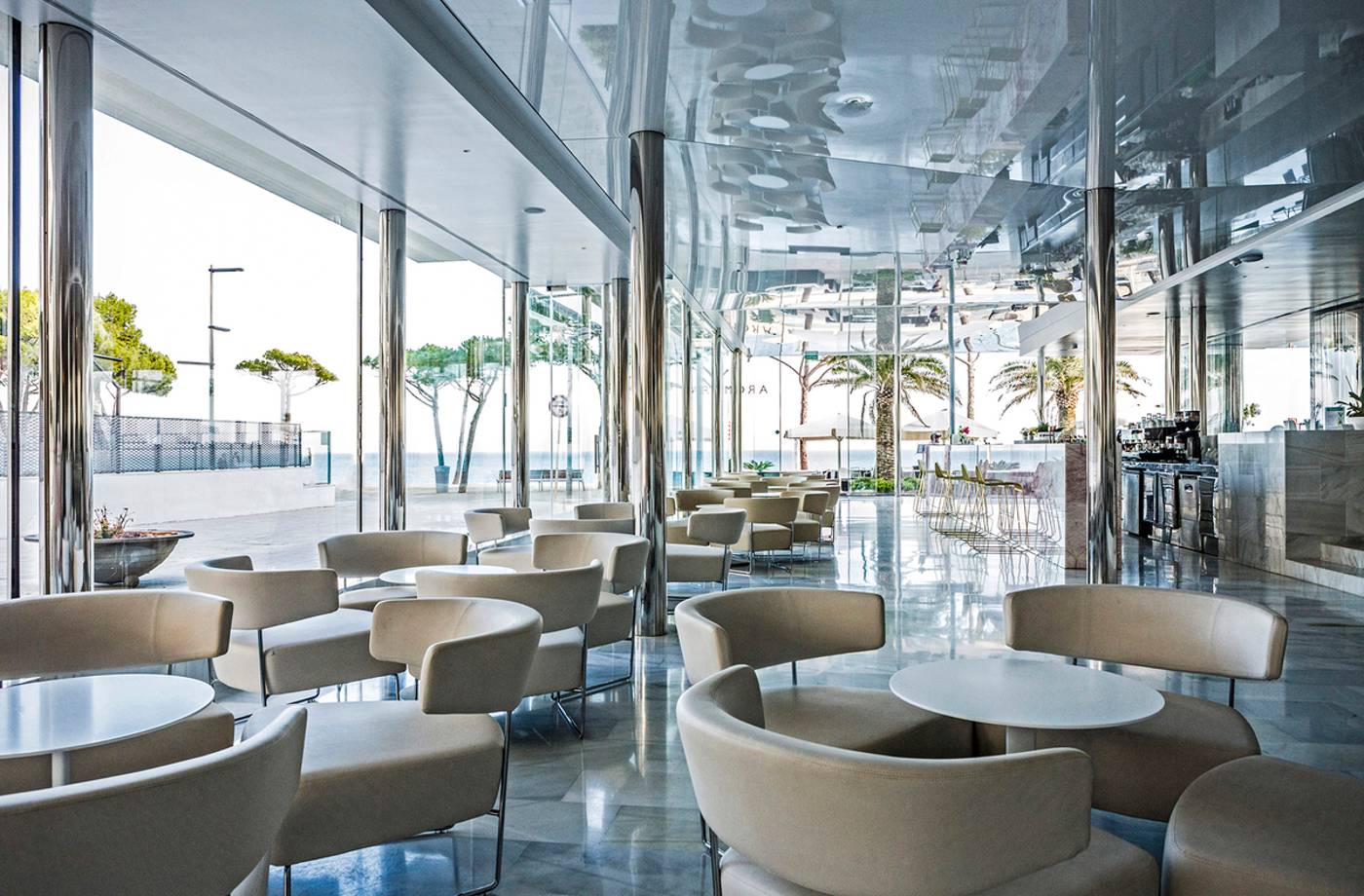 12.06.25 Hotel Aromar