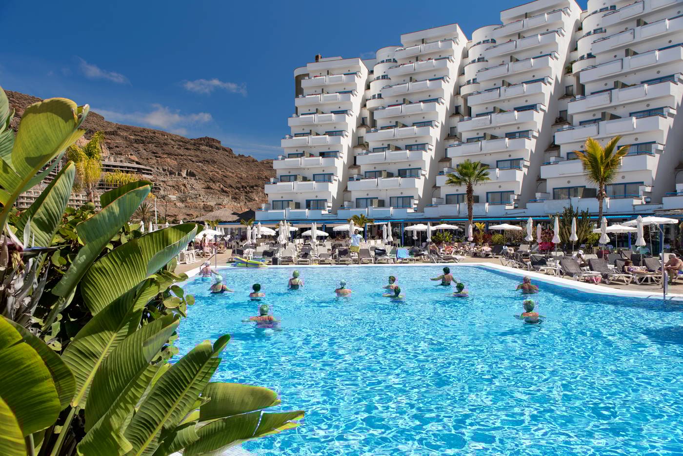 TUI-BLUE-Suite-Princess--Adults-Only--Sports-and-Entertainment-1