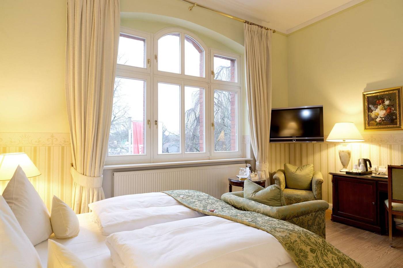 Hotel-Villa-Monte-Vino-Room-11