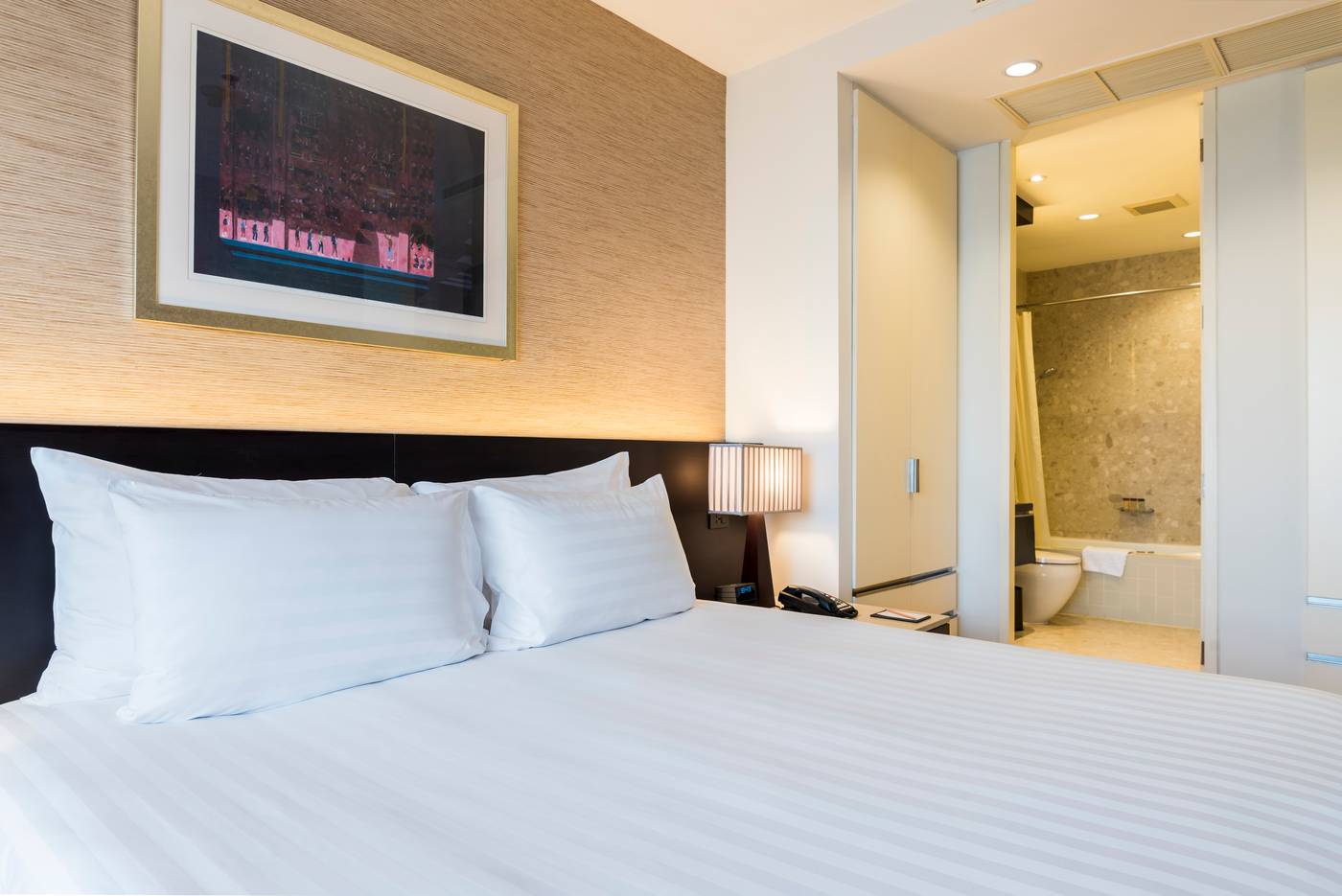 Emporium-Suites-by-Chatrium-Room-54