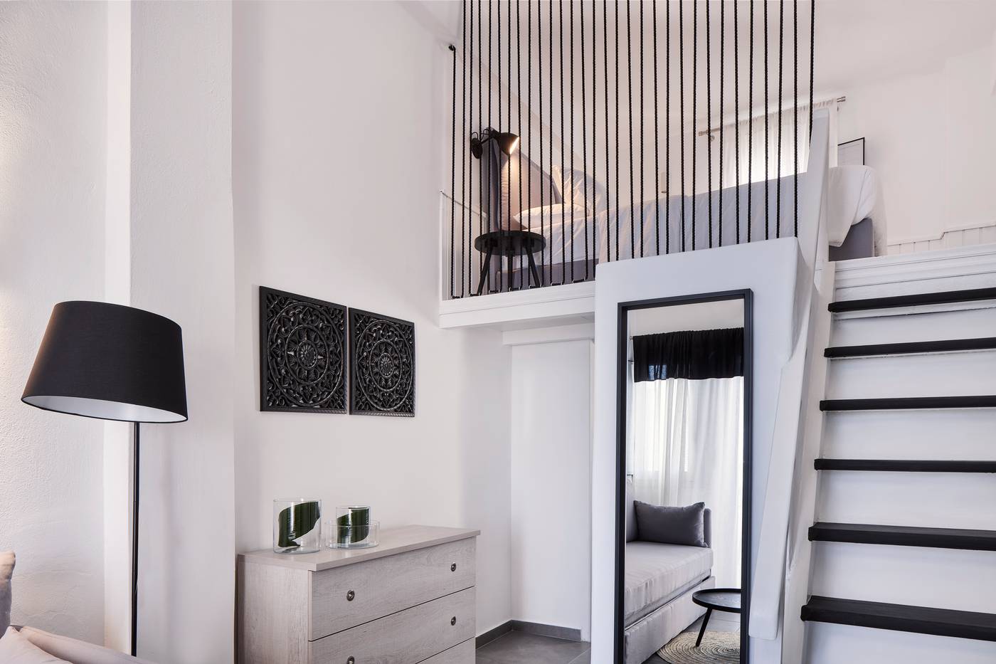 Mr-and-Mrs-White-Oia-Santorini-Room-17