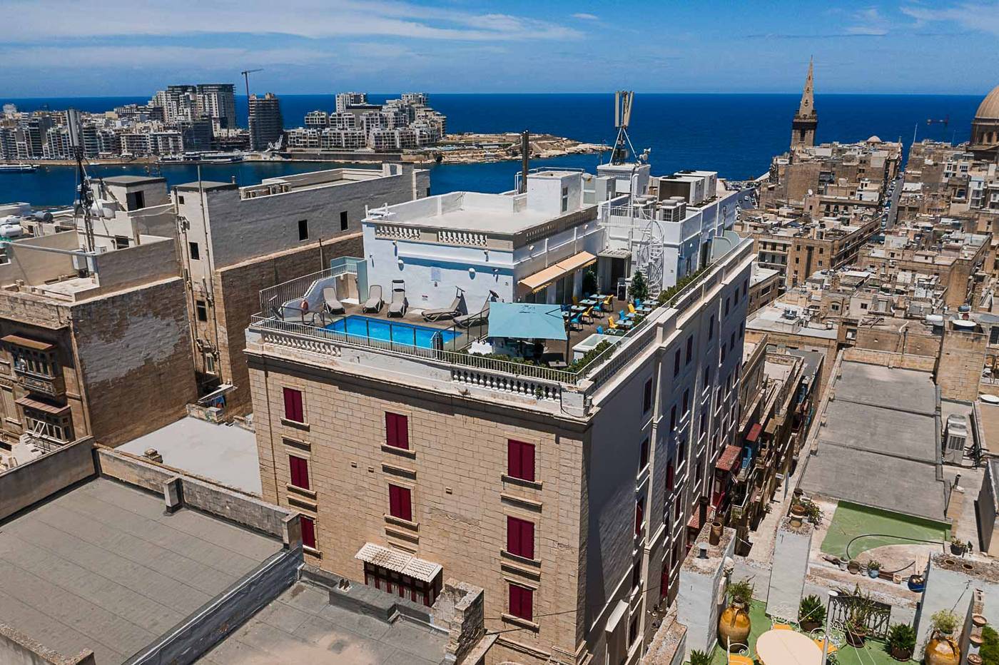 Osborne-Hotel-Pool-77