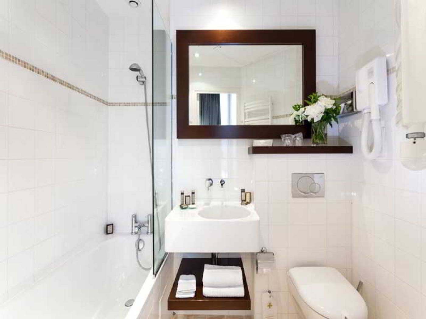 Hotel-Le-Clos-Medicis-Room-10