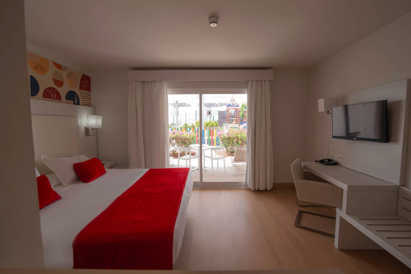 Aequora-Lazarote-Suites-Room-35