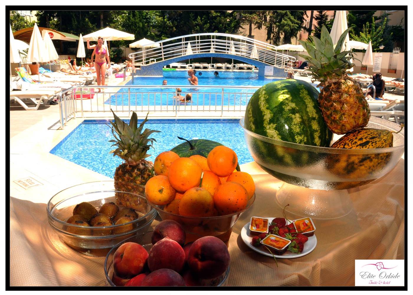 Elite-Orkide-Suite-Hotel-Pool-12