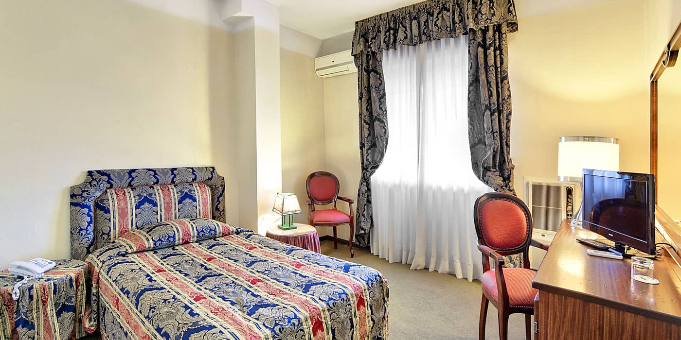 Colonna-Palace-Hotel-Mediterrano-Room-6