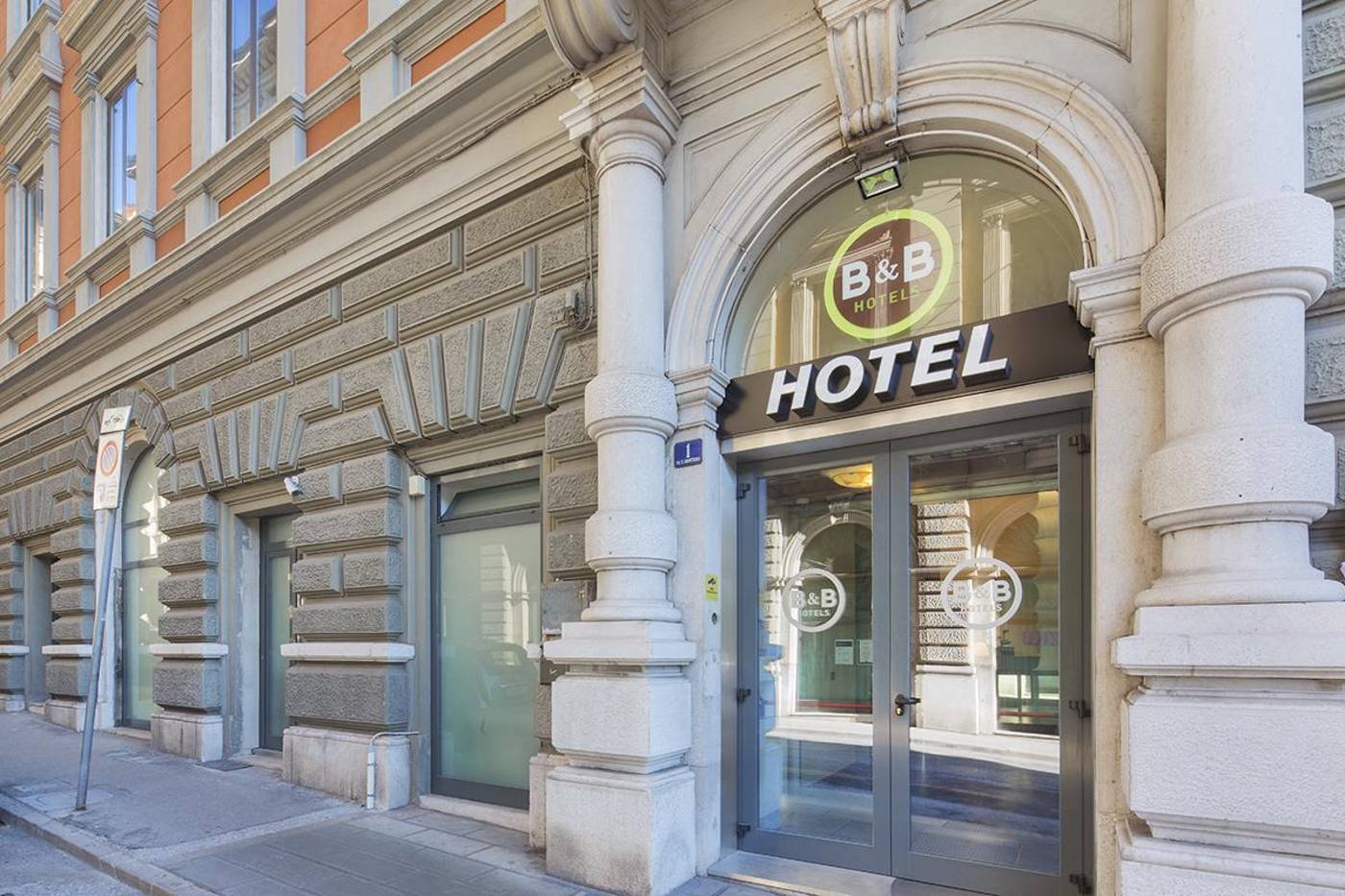 B&B Hotel Trieste-Italy-TRIESTE-General view-3