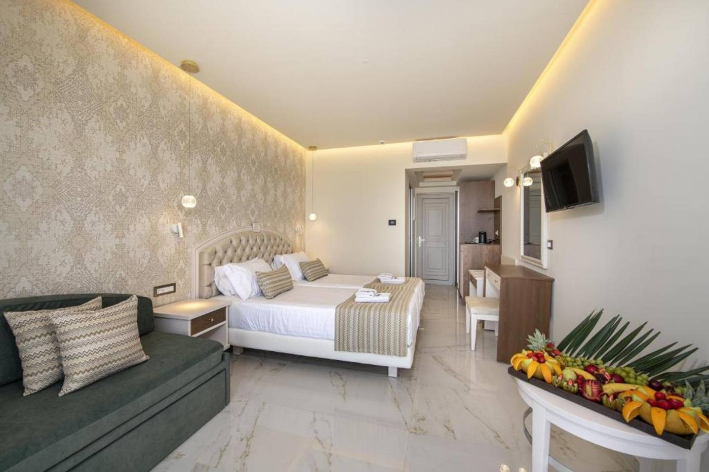 Vantaris-Luxury-Beach-Resort-Room-37