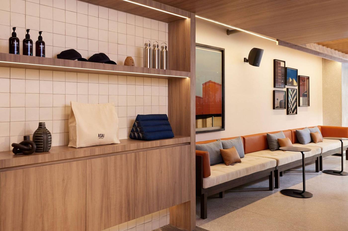 ASAI-Bangkok-Sathorn-Lobby-2