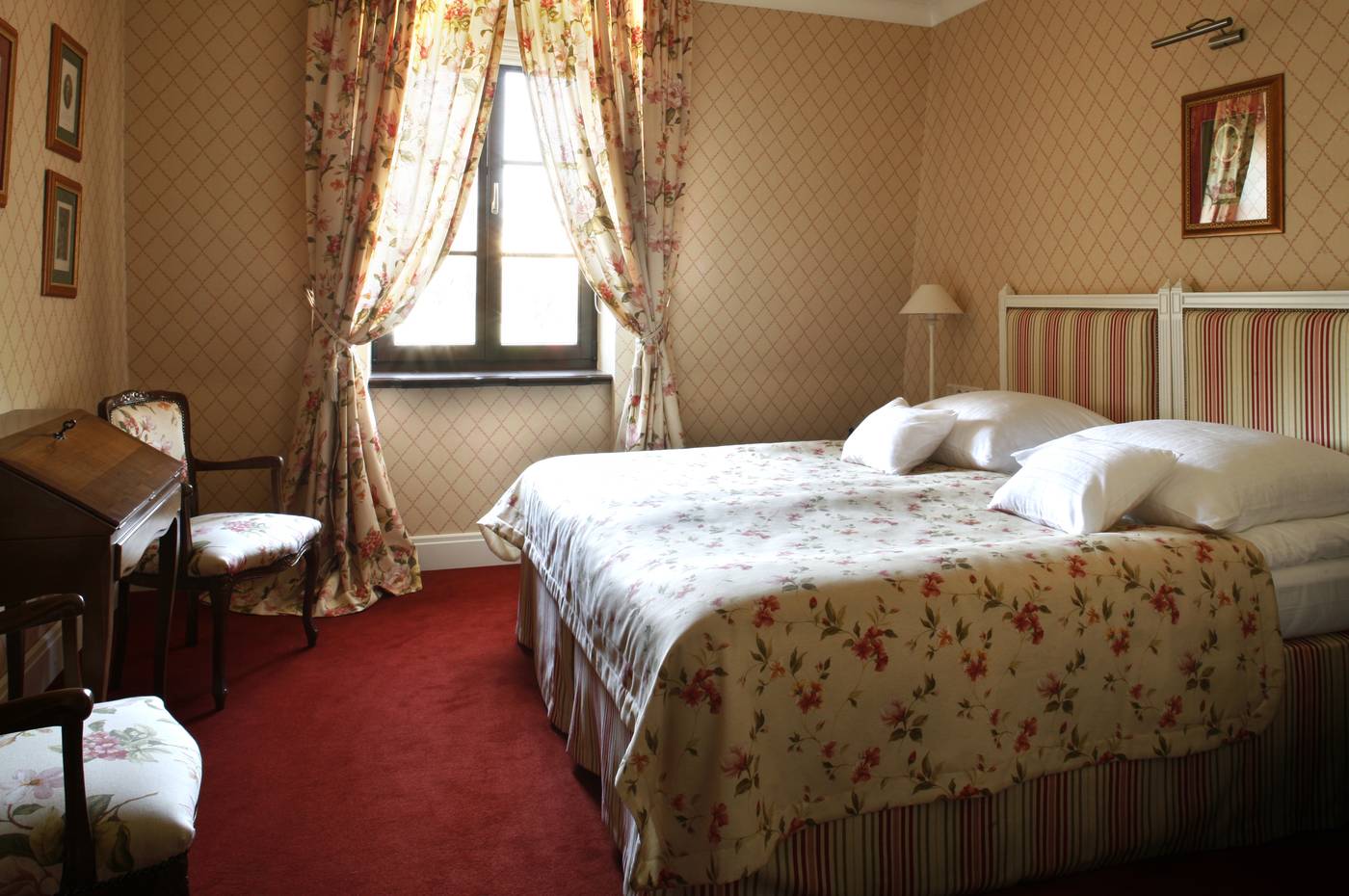 Dwor-Kosciuszko-Room-26