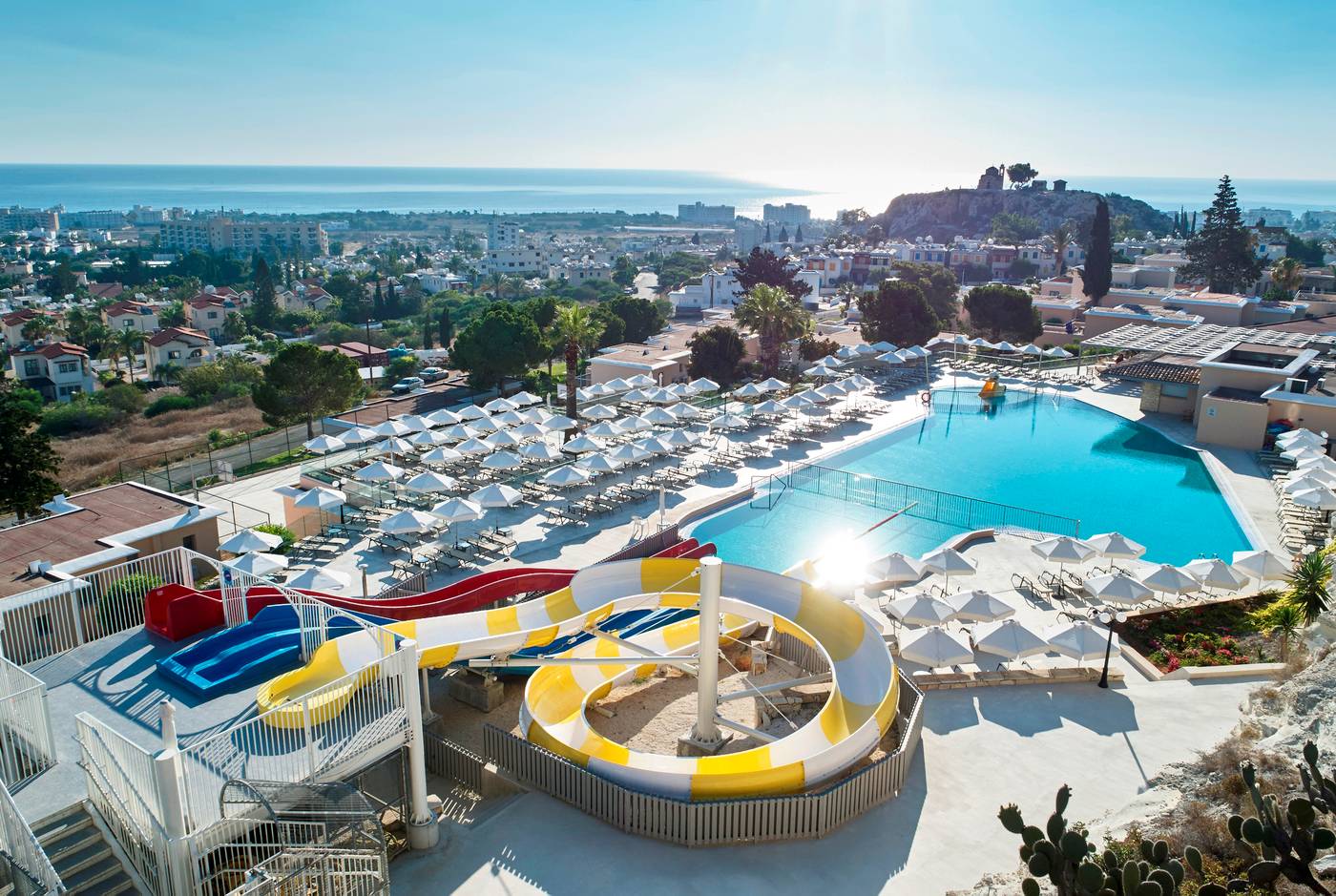 Louis-St-Elias-Resort---Waterpark-Pool-1