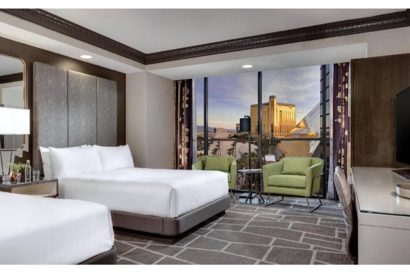 Luxor-Hotel-and-Casino-Room-38