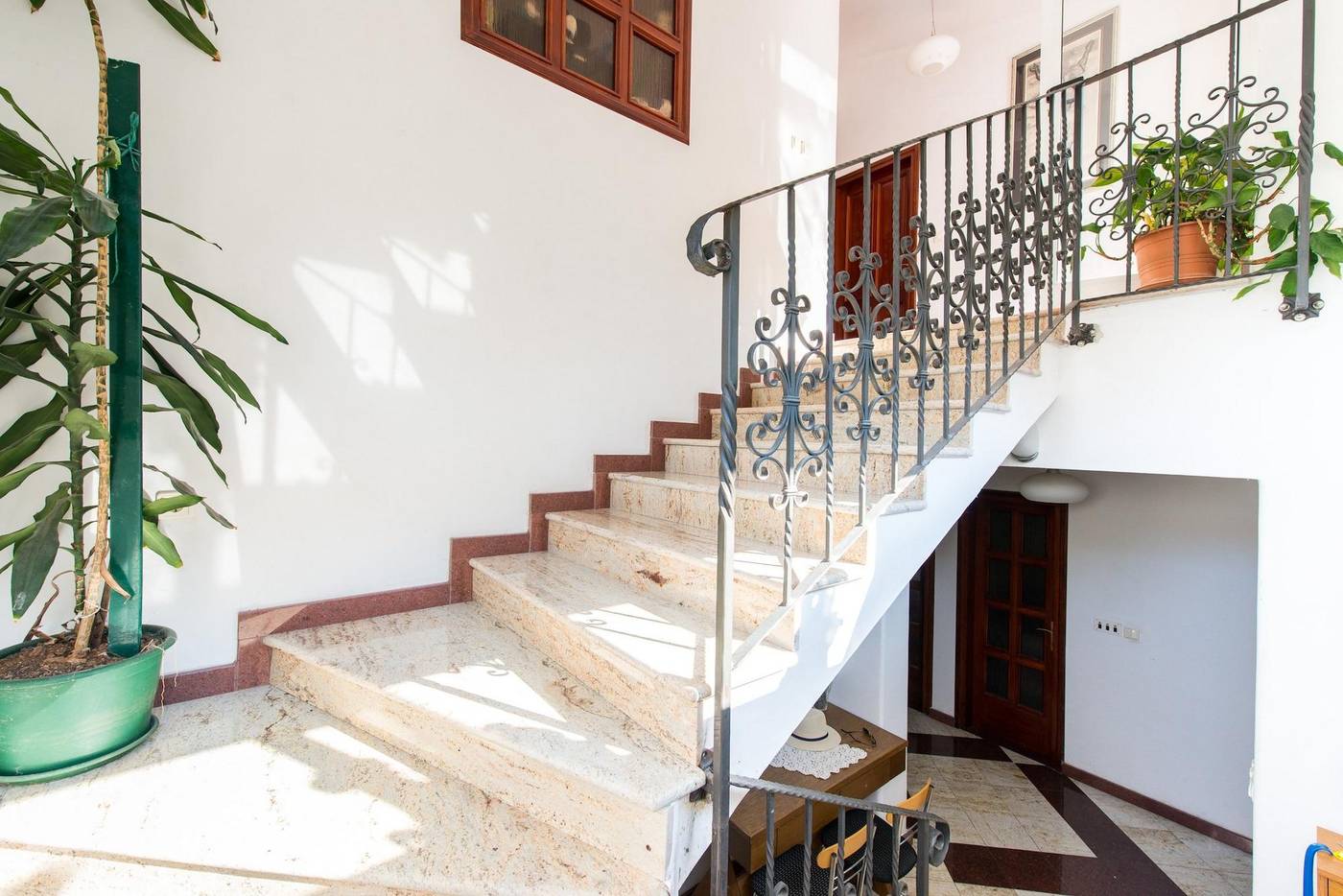 Apartments-Tapera-Lobby-43