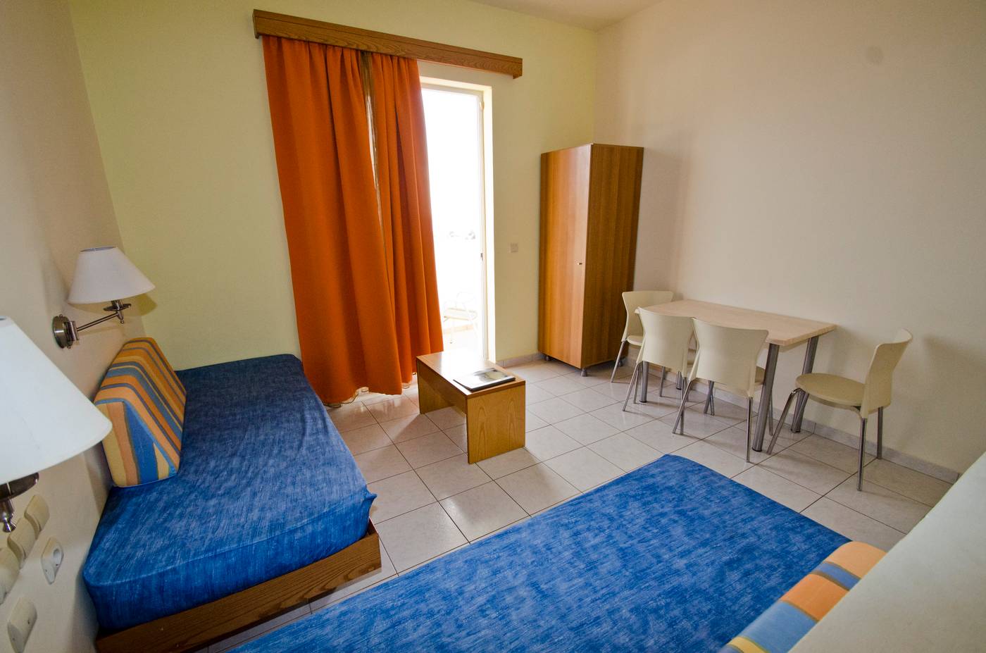 Stella--Hotel-Room-19