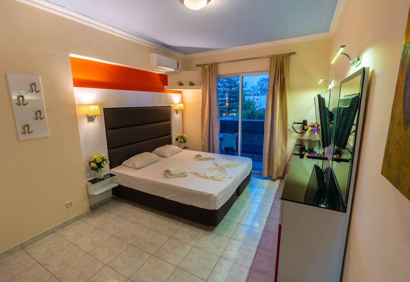 Grecian-Fantasia-Resort-Room-5