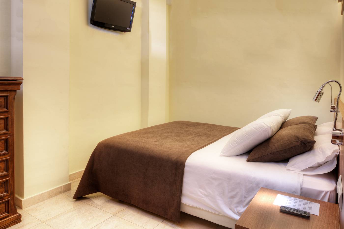 Sunway-Playa-Golf-Sitges-Room-46