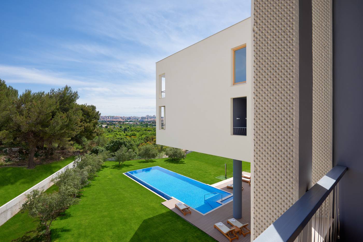 Salona-Palace-Room-5