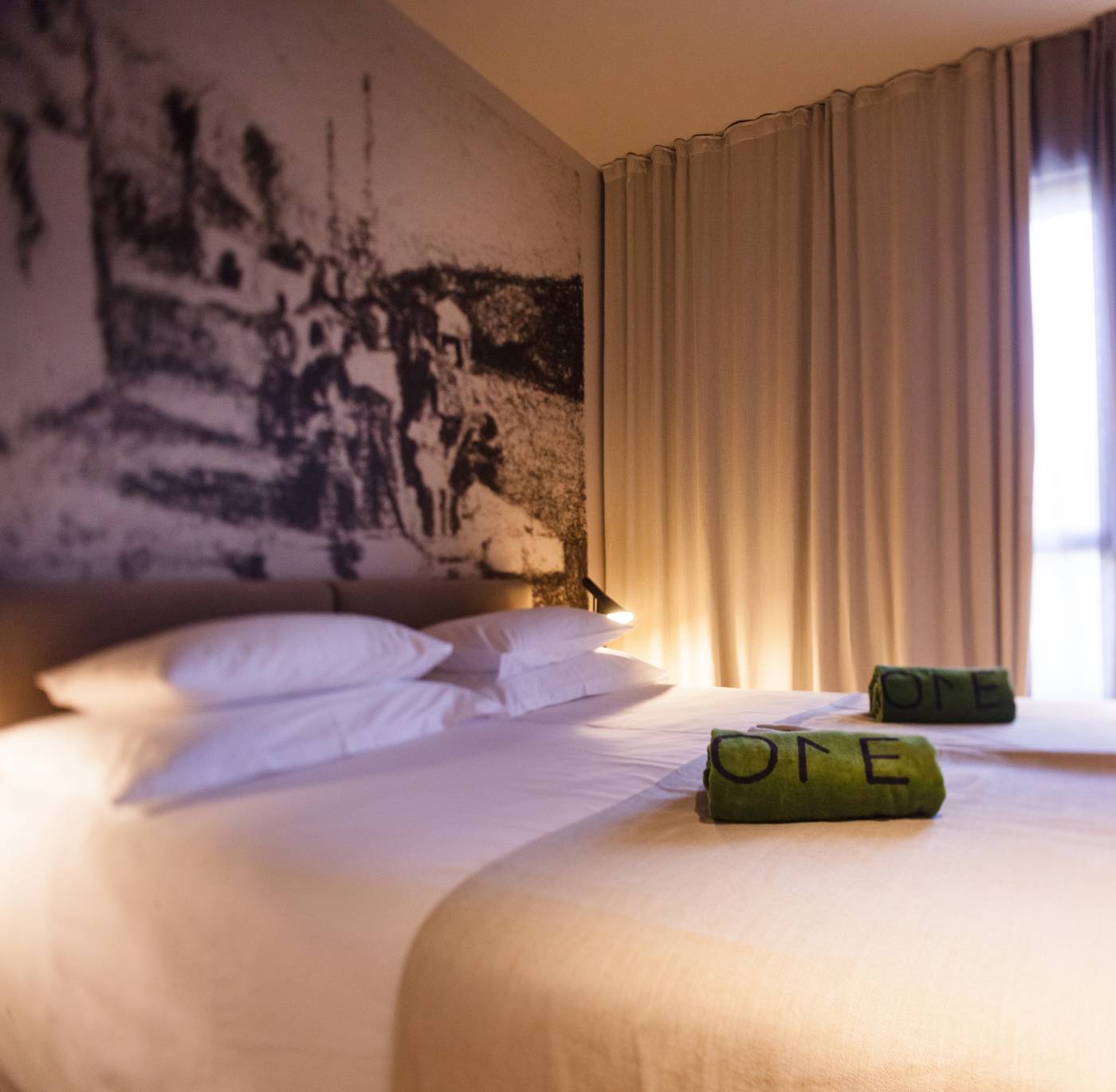 One-Suite-Hotel-Room-36