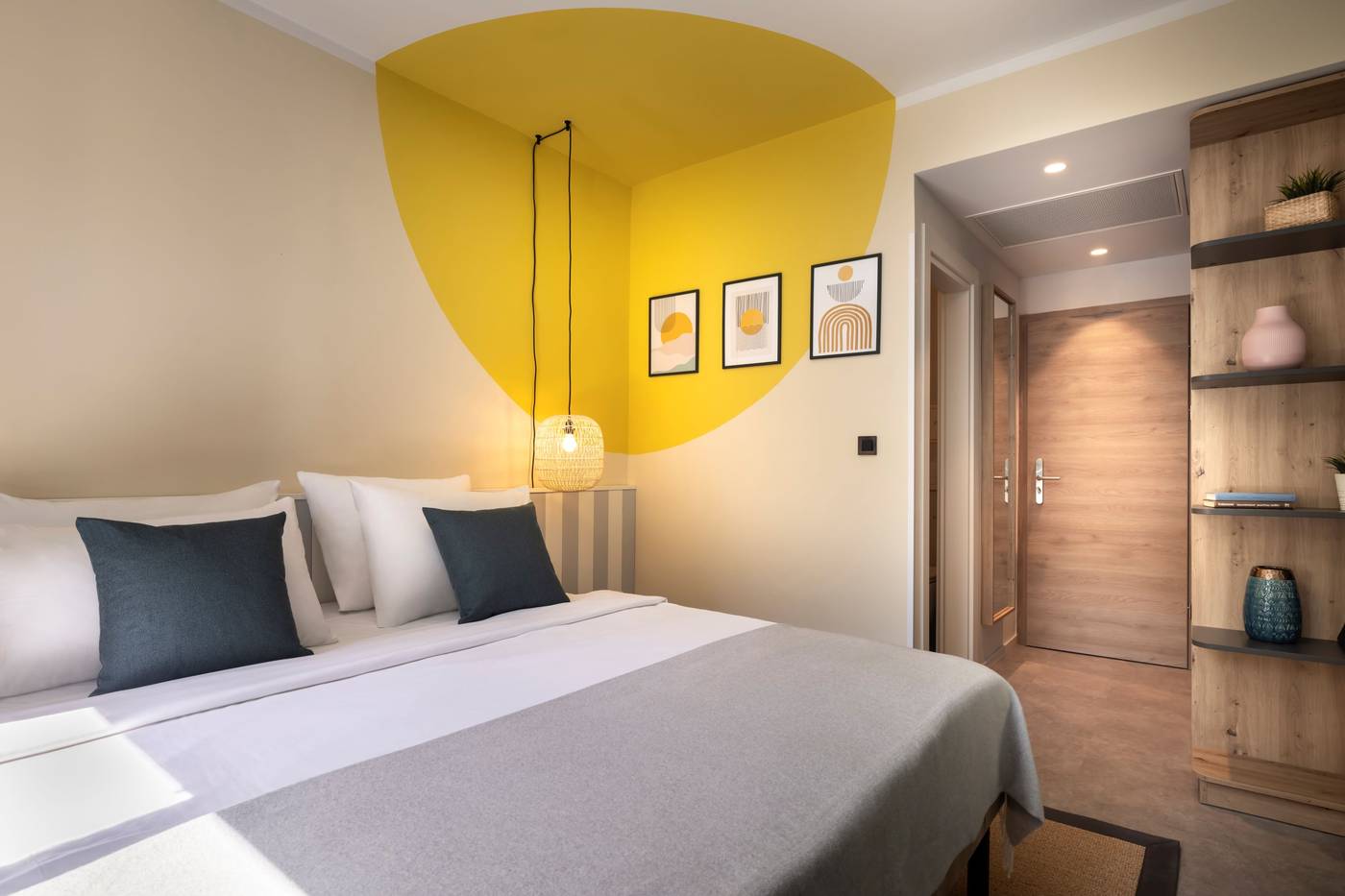 Hotel-Valamar-Koralj-Room-17