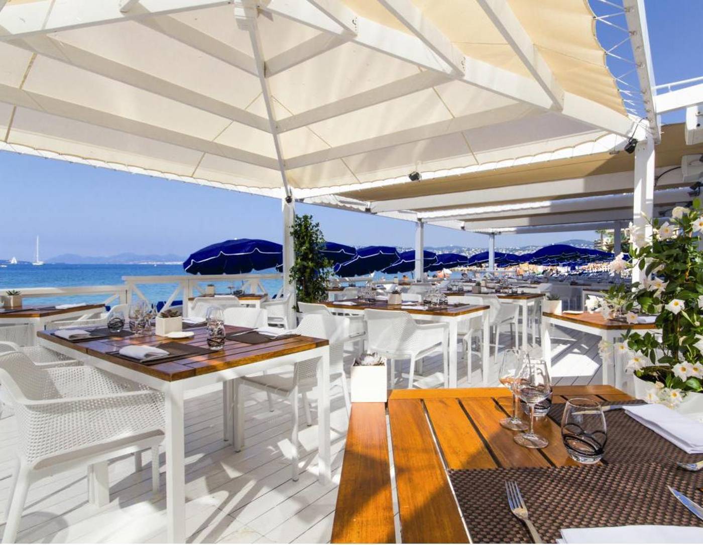 Garden-Beach-Hotel-Restaurant-6