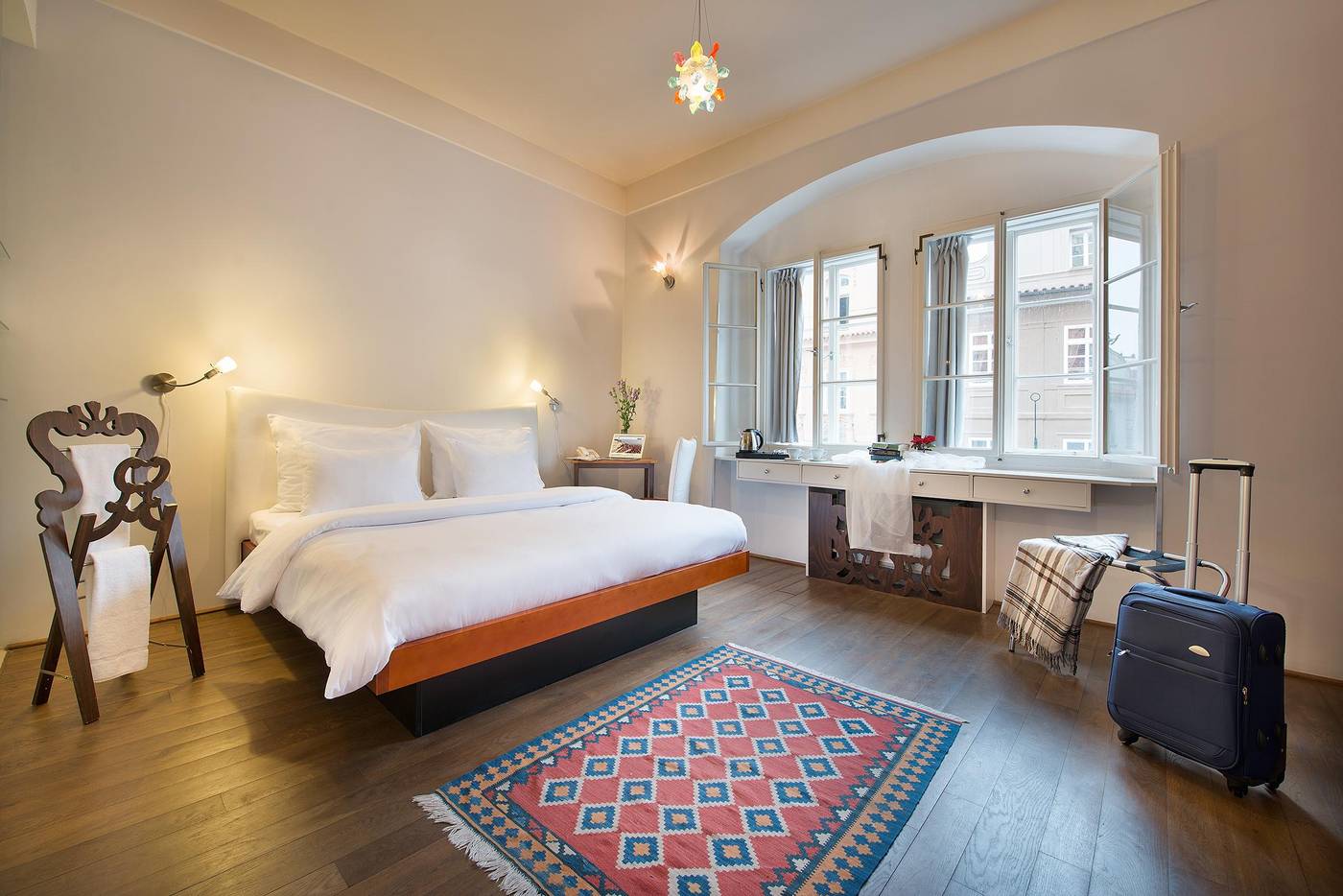 Design-Hotel-Neruda-Room-1