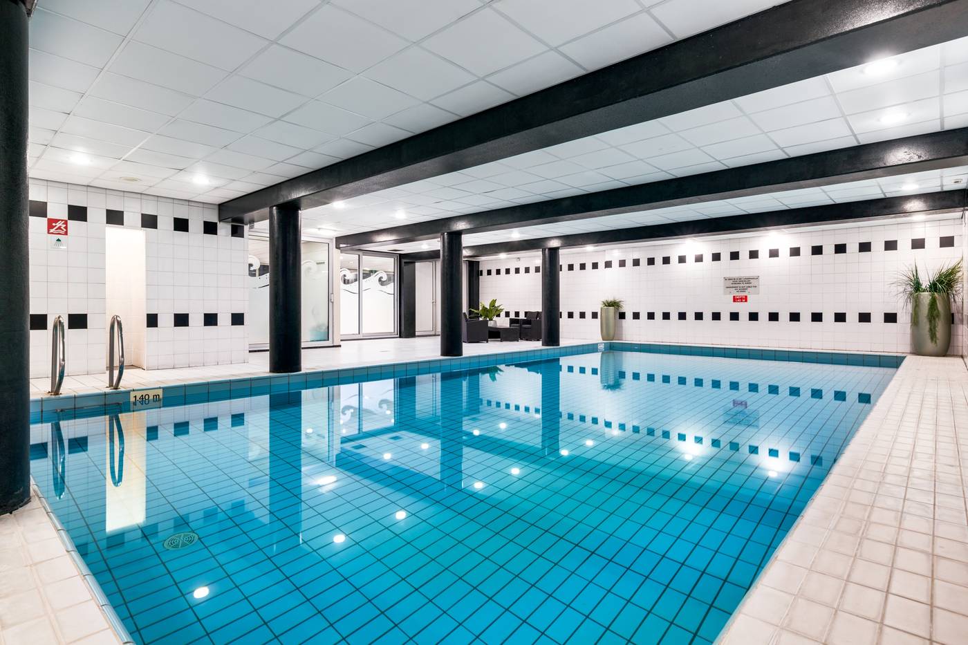 Best-Netherlands-BEST-Pool-8