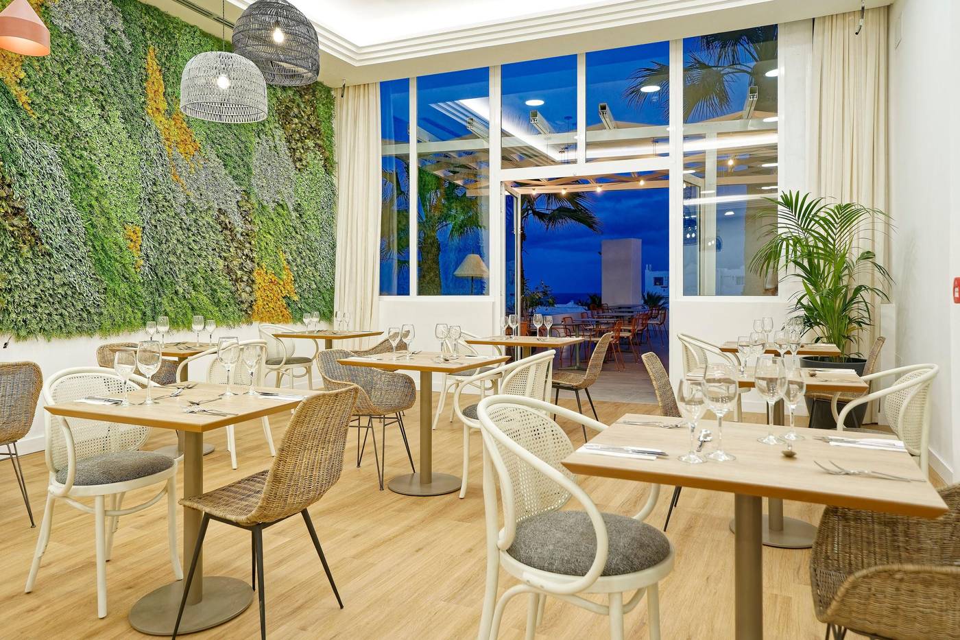 Labranda-Golden-Beach-Restaurant-43